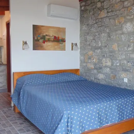 Paraktio Apartment *